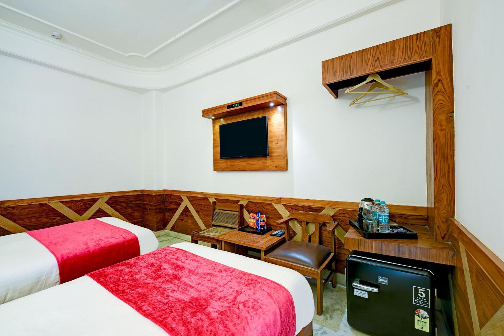 Hotel The Cottage Yes Please - Traveller Choice Award Winner 2025 New Delhi Buitenkant foto