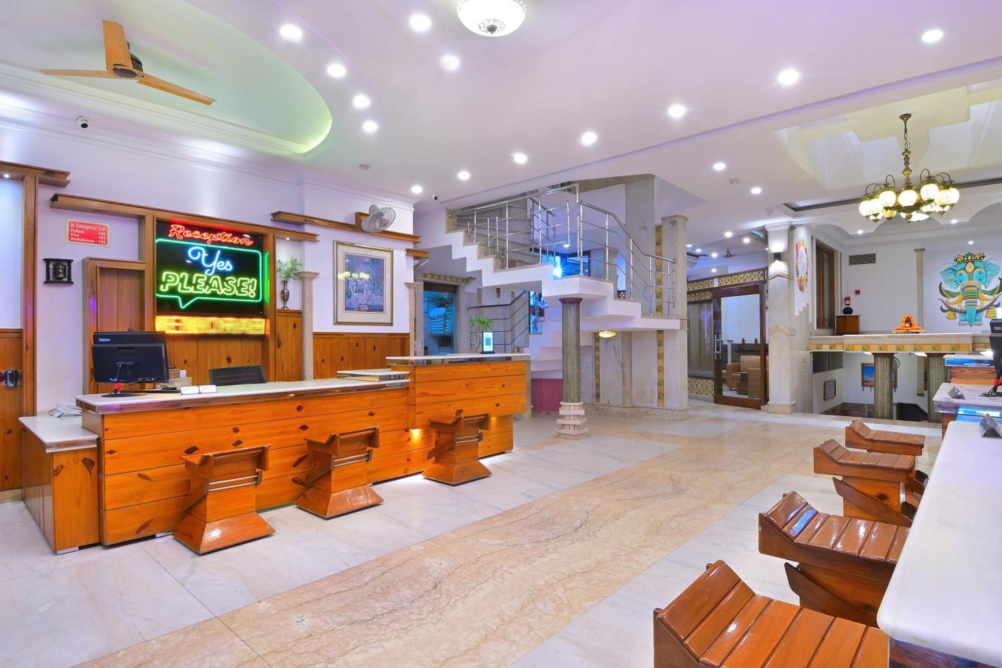 Hotel The Cottage Yes Please - Traveller Choice Award Winner 2025 New Delhi Buitenkant foto